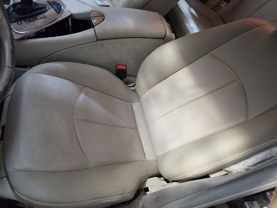 Салон Мерцедес W211 седан кожен бежов Mercedes E class w211 седалки