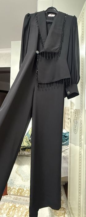 продаю комбез нарядное 44 р