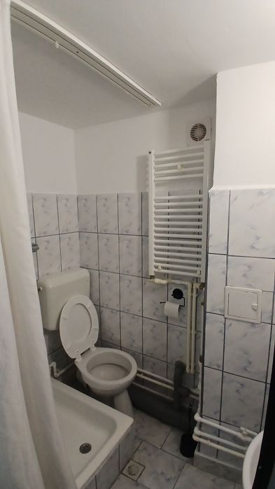Garsoniera (apartament cu o camera) de inchiriat