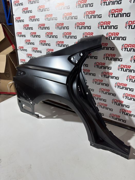 Задний крылья  Camry 80