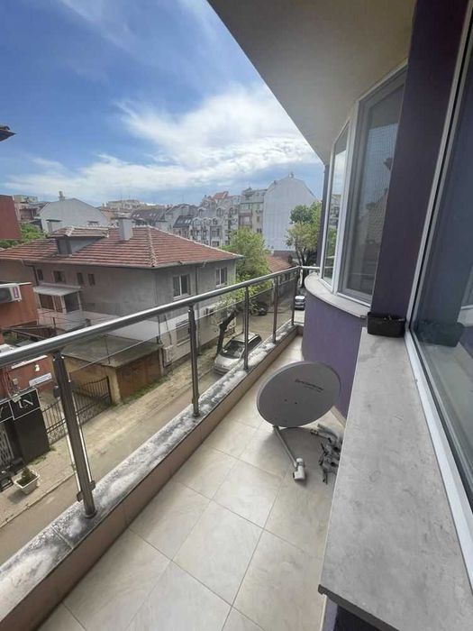 Дава се под наем Тристаен апартамент в Пловдив, Въстанически - 65 кв.м за 433.5 € - Снимка #11