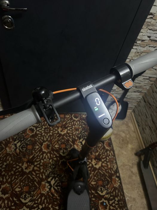 Продам электросамокат