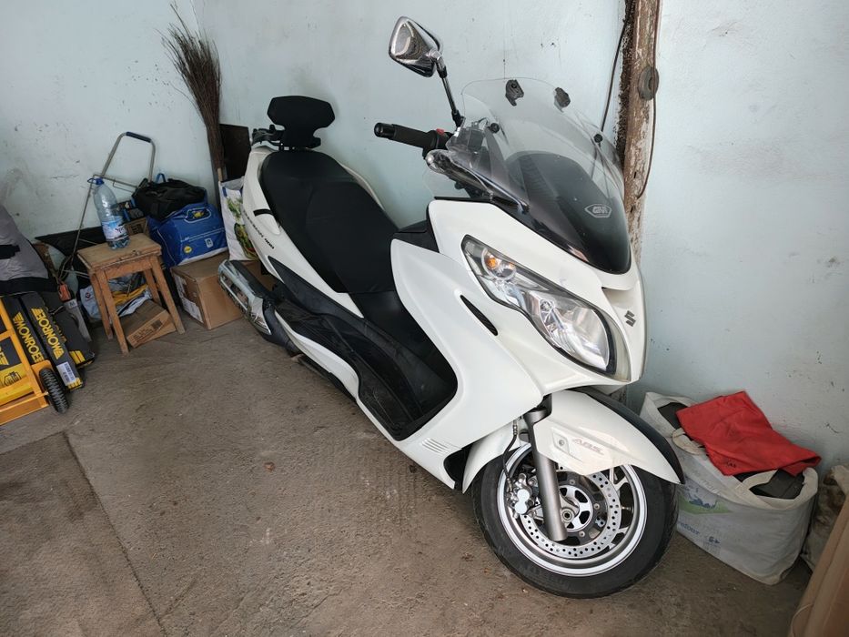 Suzuki Burgman AN400 ABS 2011