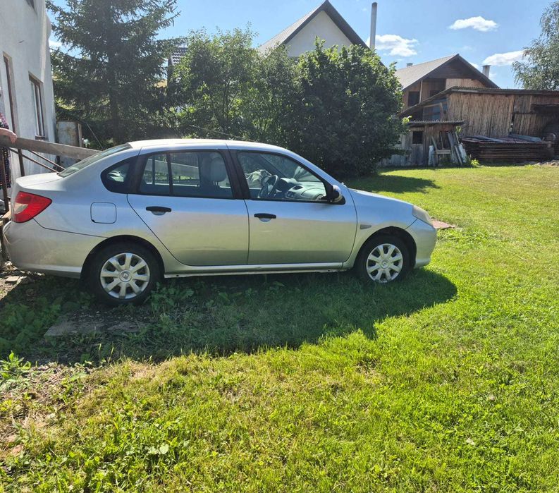 Renault Symbol 1.2 Benzină | 2008 | 118.543 km | Un singur proprietar | 8000 RON