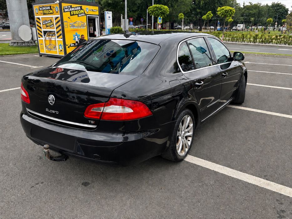 SKODA Superb 2009