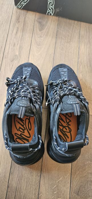 versace chain reaction