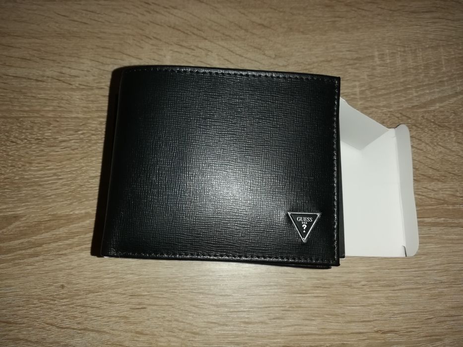 Cadou portofel negru Guess