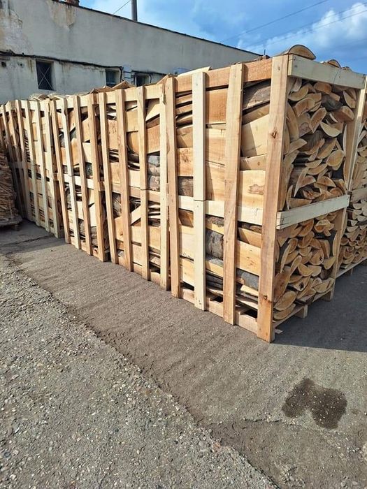 Depozit lemne de foc Arad grădiște Doar esență tare CER FAG CARPEN