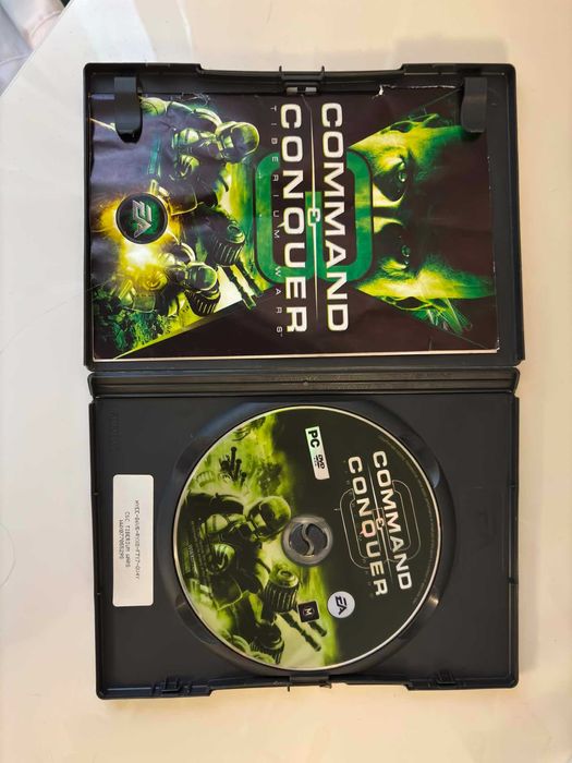 Joc PC Command & Conquer 3 Tiberium Wars