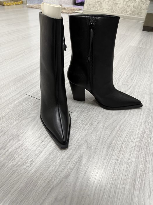 Продаю с магазина Castro с германии 100% орегинал