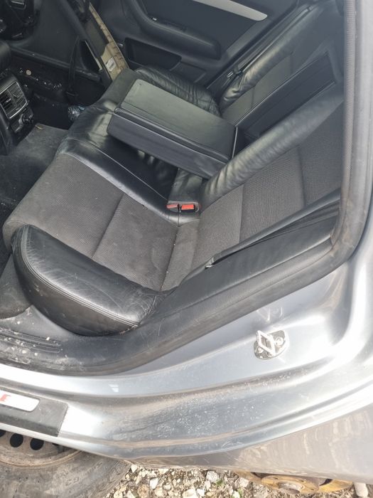 Седалки с подгрев  и кори S line за Ауди А6 Ц6 4Ф 2007г