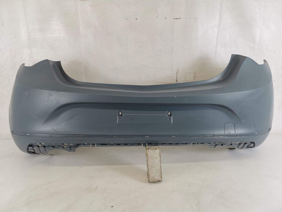 Задна броня хечбек Опел Астра Джей / Opel Astra J [В добро състояние]