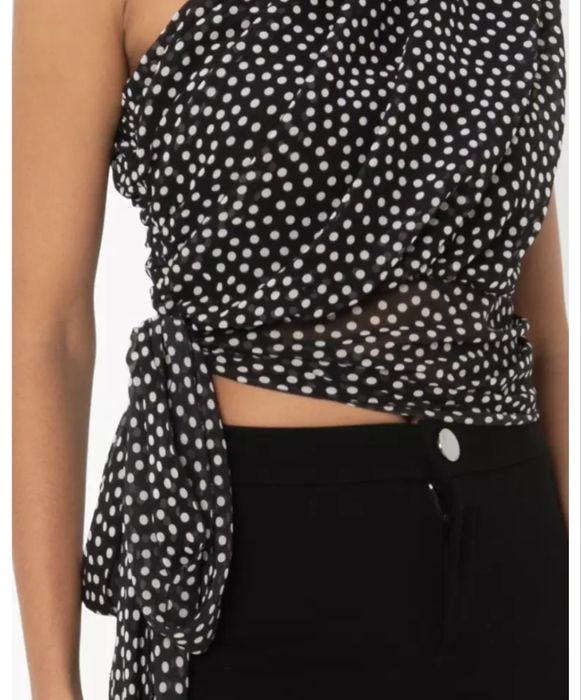 Топ на точки на zara