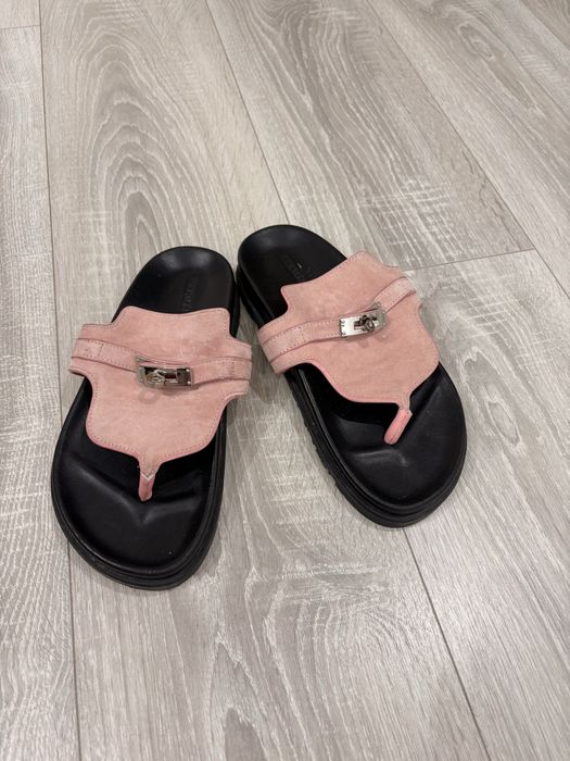 Papuci H€rm€s piele