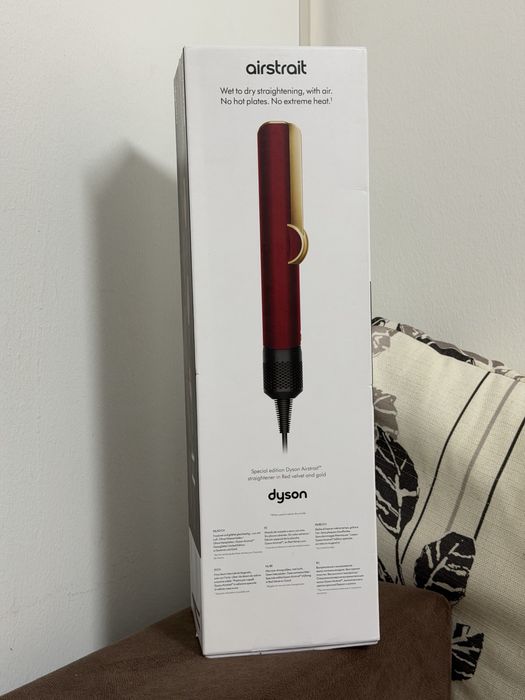 Dyson Airstrait Special Edition Red Velvet & Gold – Nou, Sigilat