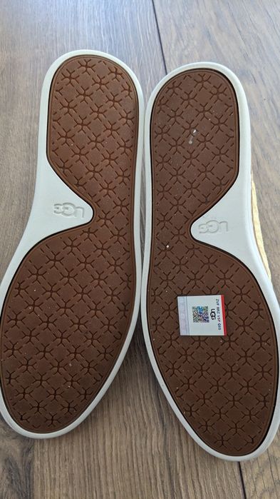 Slip on UGG, 39, 24.5