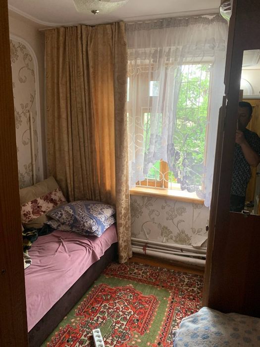 Срочно сдаётся 1комнатная квартира переделанный в 2 х