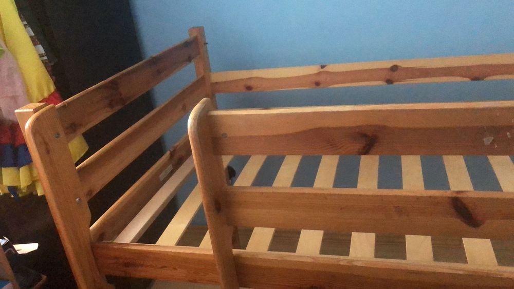 Vand pat etajat lemn masiv import germania cu scara si tobogan