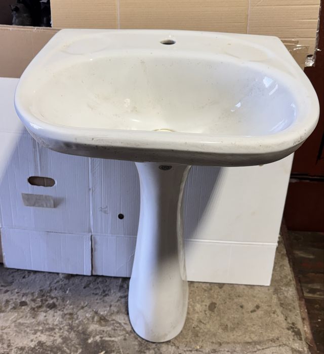 Продам раковина тюльпан