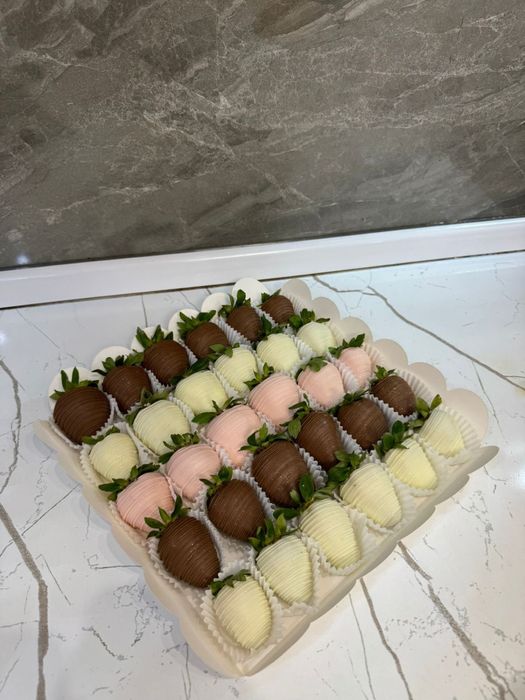 КЛУБНИКА в шоколаде