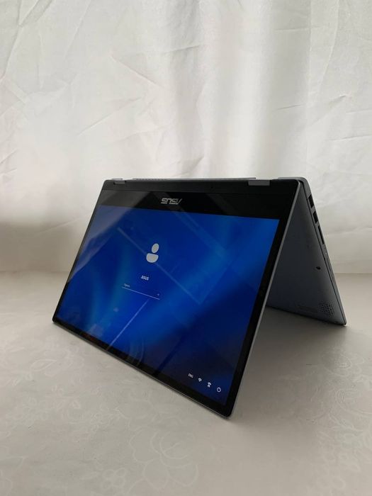 Ноутбук Asus сенсор