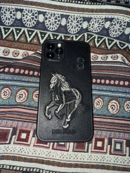 Продаётся айфон 11 про на 64гб