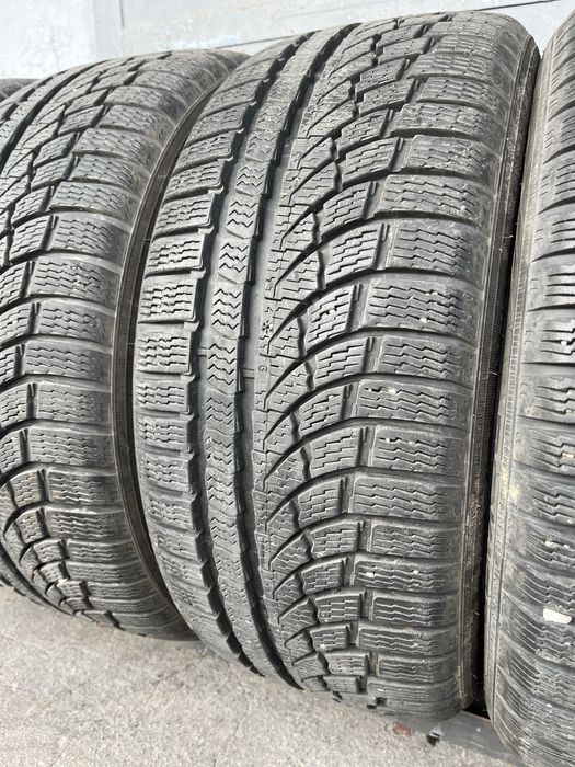 4 бр. зимни гуми 225/45/17 Nokian 7-7,5 mm DOT 1917