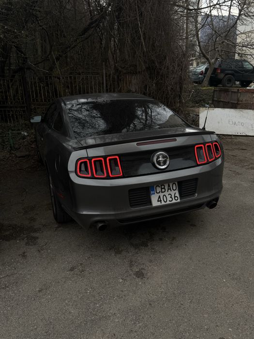 Ford Mustang S197 за бал