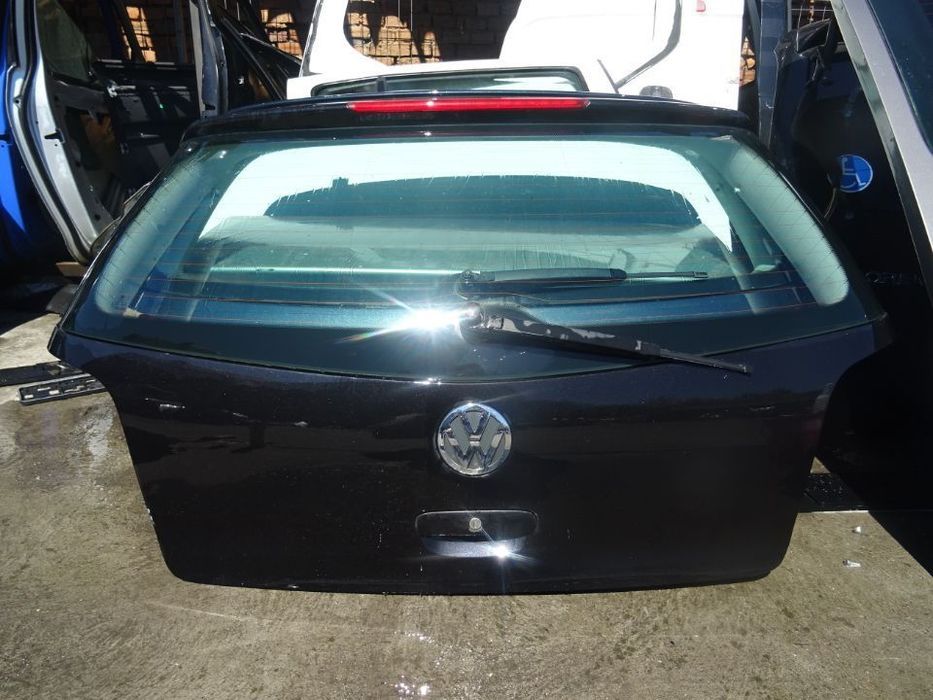 Vand Haion Volkswagen Polo Cross din 2008 volan pe stanga fara rugina fara lovituri