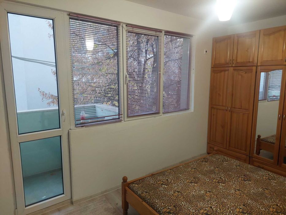 Дава се под наем Тристаен апартамент в Пловдив, Младежки Хълм - 70 кв.м за 648.21 € - Снимка #5