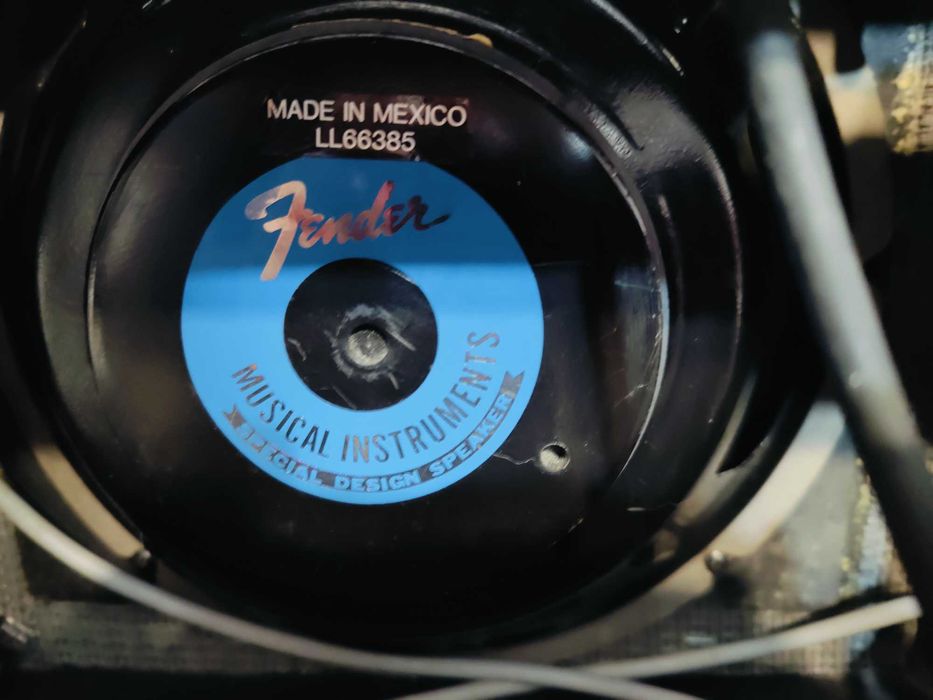 Amplificator chitara FENDER Champ 12 red qnobs, full lampi