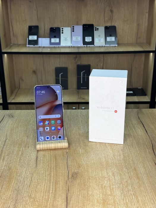 Xiaomi 13 256 gb Snapdragon 8 gen 2