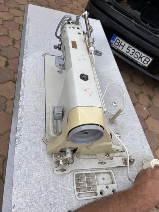 Masina de Cusut SIRUBA