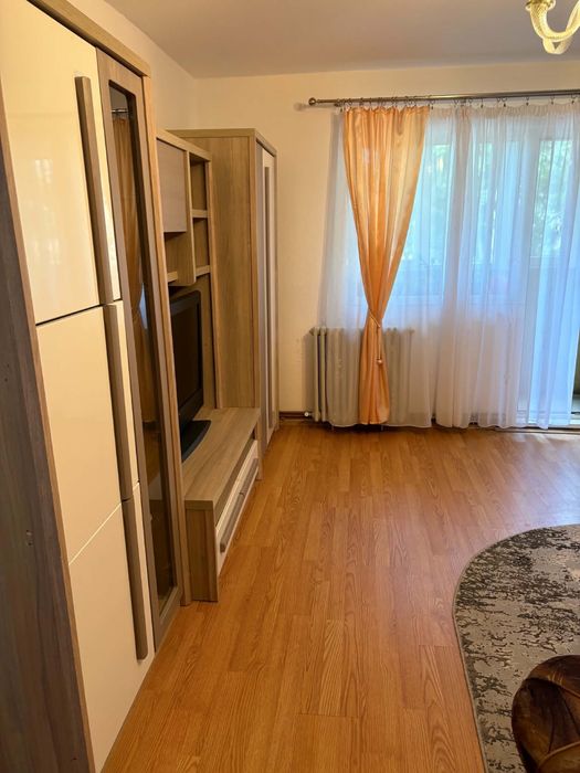 Apartament 4 camere zona Big