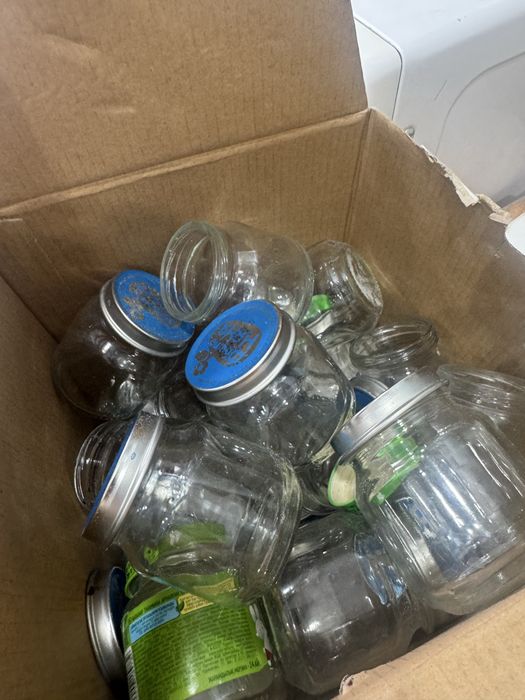 Продам по 30 тг банночки из под пюре