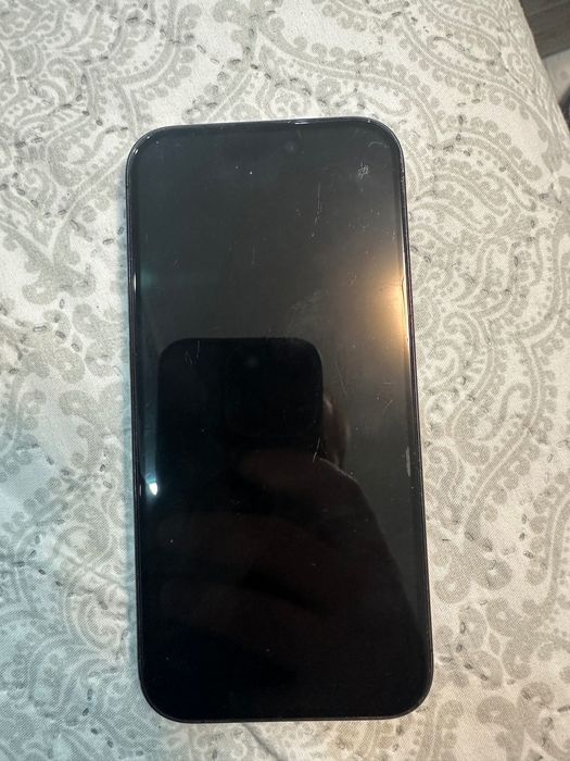 iPhone 15 pro 128 gb