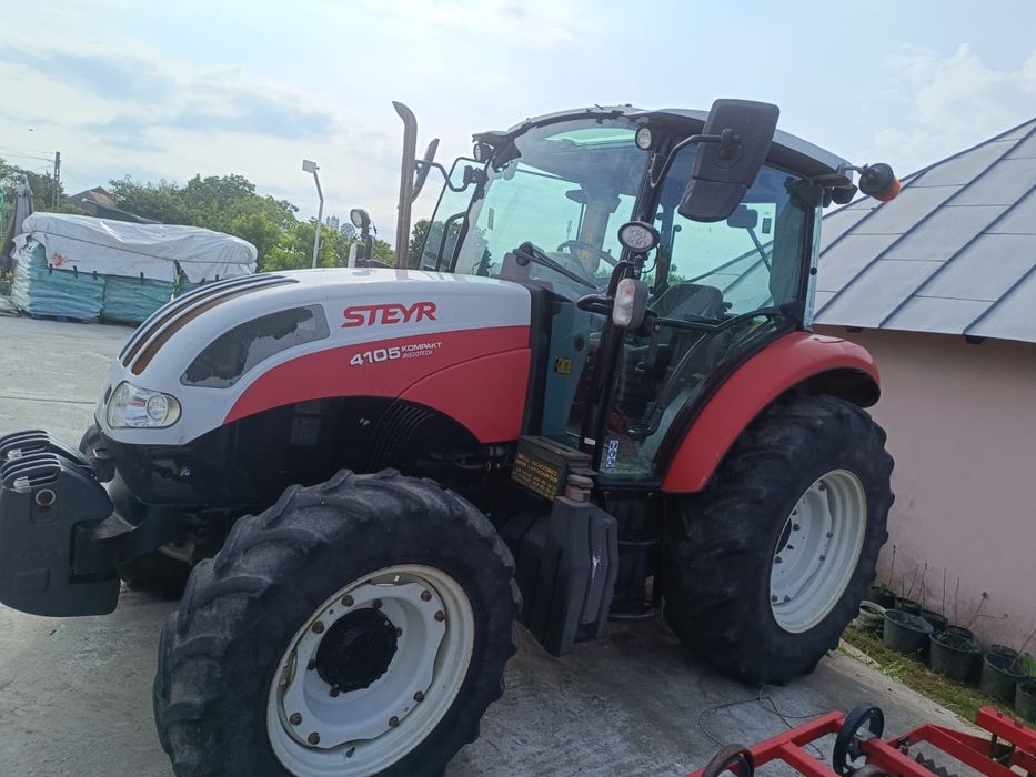 Vand tractor Steyr Kompact 4105 si combinator