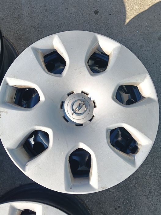 Vand 4 capace originale Opel Astra j pe 16