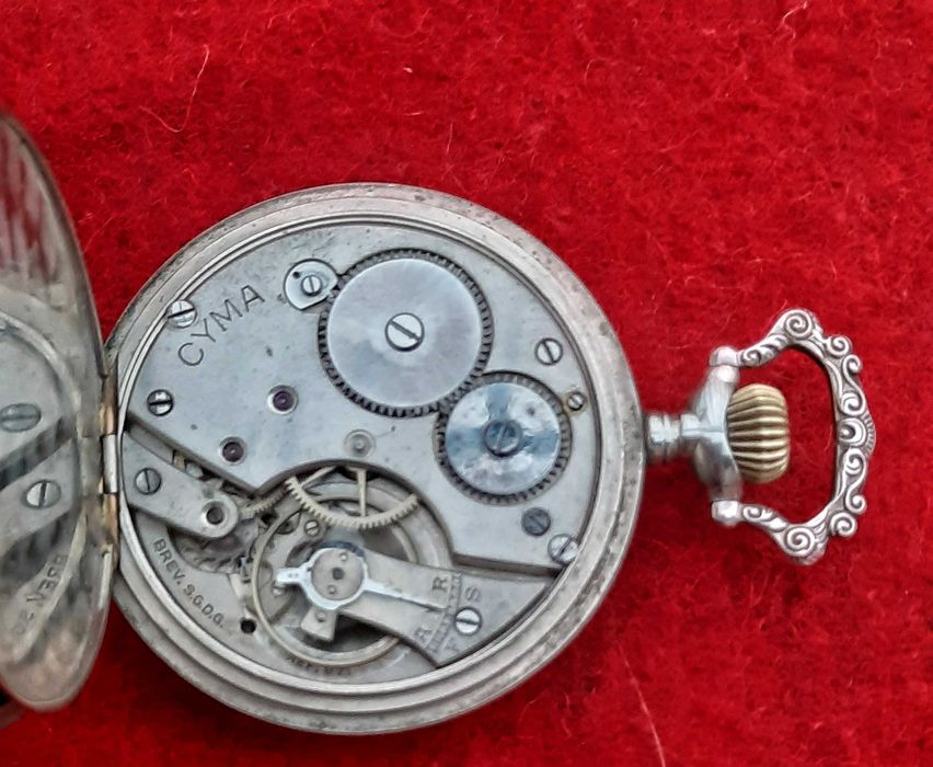 Колекционерски  Швейцарски джобен часовник CYMA