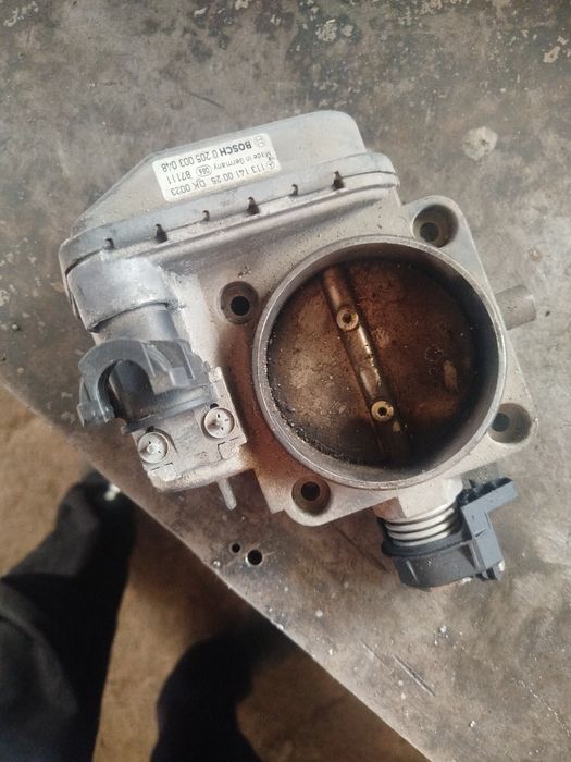 Дроссельная заслонка