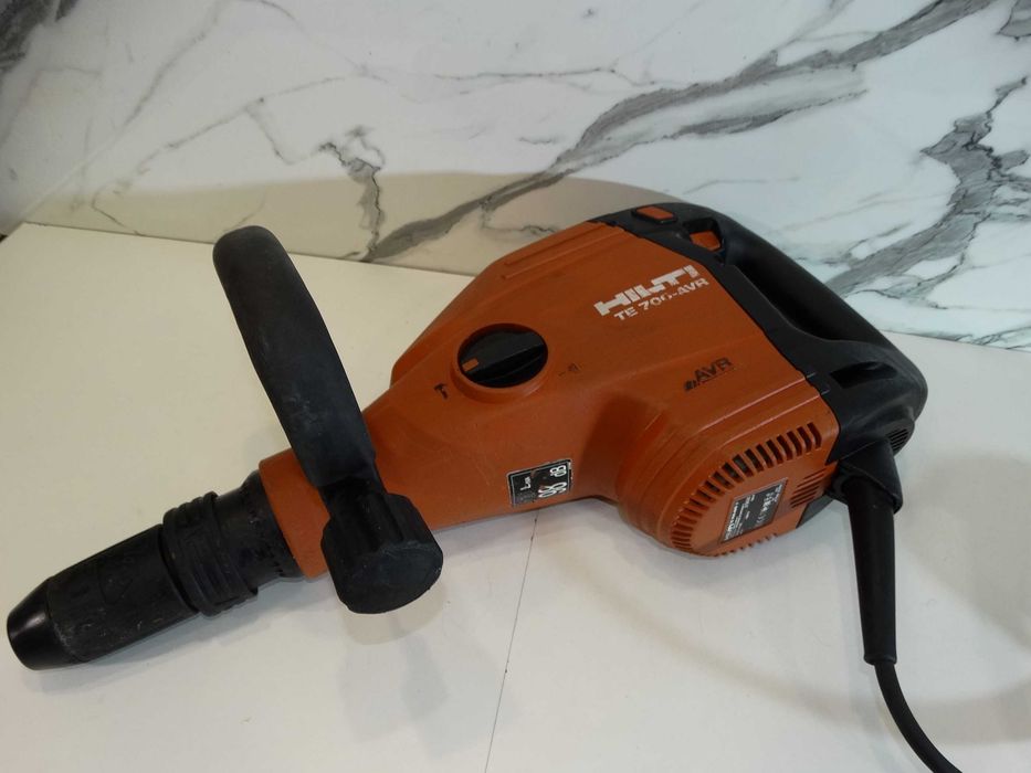 2025 - Hilti TE 700 AVR - Къртач 11.5 J