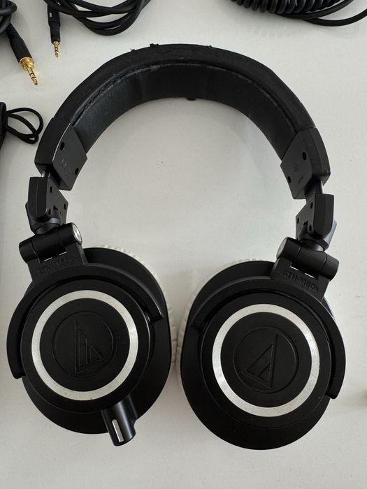 Audio Technica ATH-M50X, cutie originala + husa + cabluri