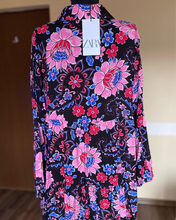 Rochie Zara (Guess, Michael Kors)