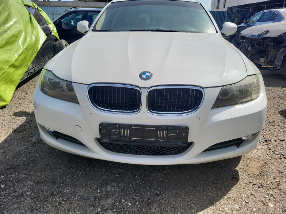 Dezmembrez bmw seria 3 e91 320d xdrive an 2010 177 cp cutie automata volan stanga
