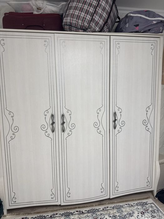 Шкаф, шифоньер в отличном состояние беларуский