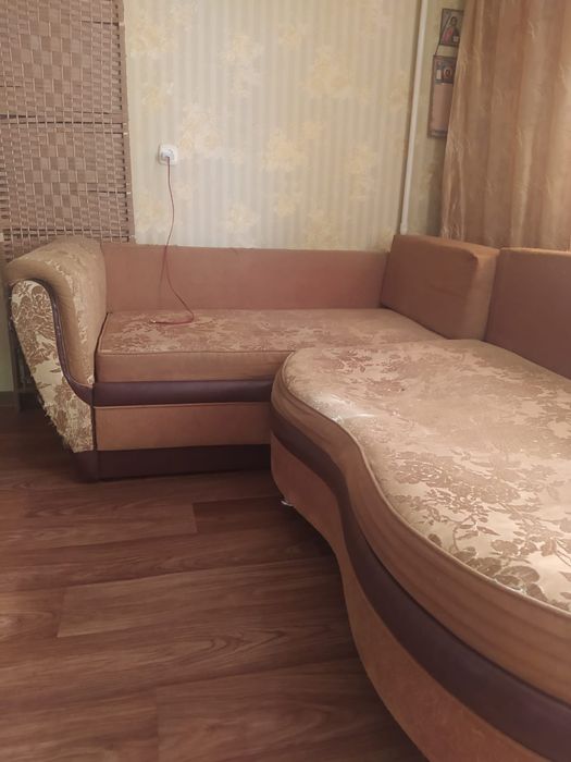 Продам угловой диван