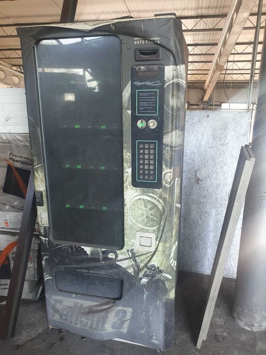 Automat distribuire / vending machine pentru mancare second hand nefunctional