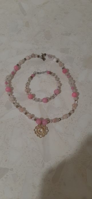 Ръчно направени бижута и други