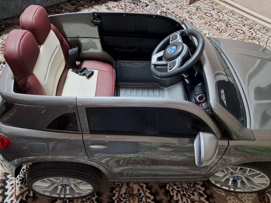 Детская электромобиль BMW