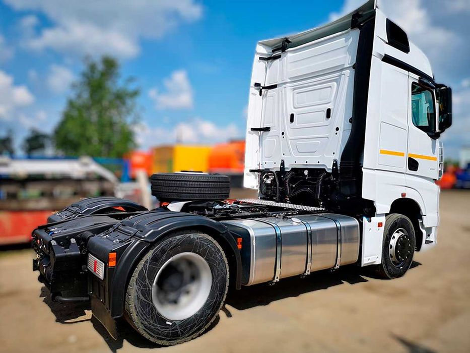 Седельный тягач КАМАЗ-54901 (4x2)